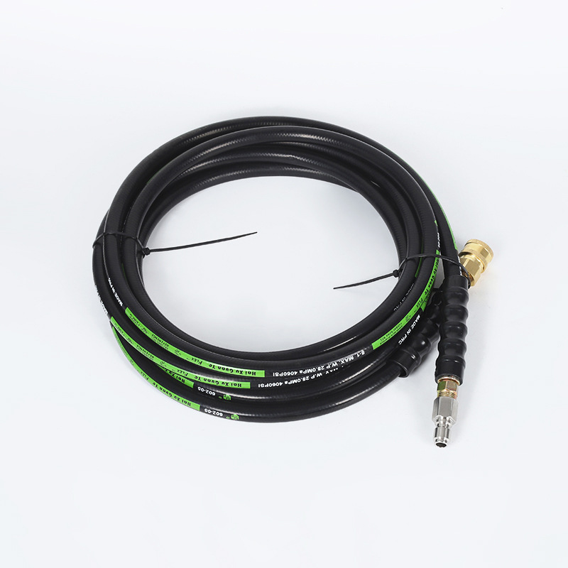 Píopaí uisce ardbhrú a neamh-bhrú i séaraigh tí